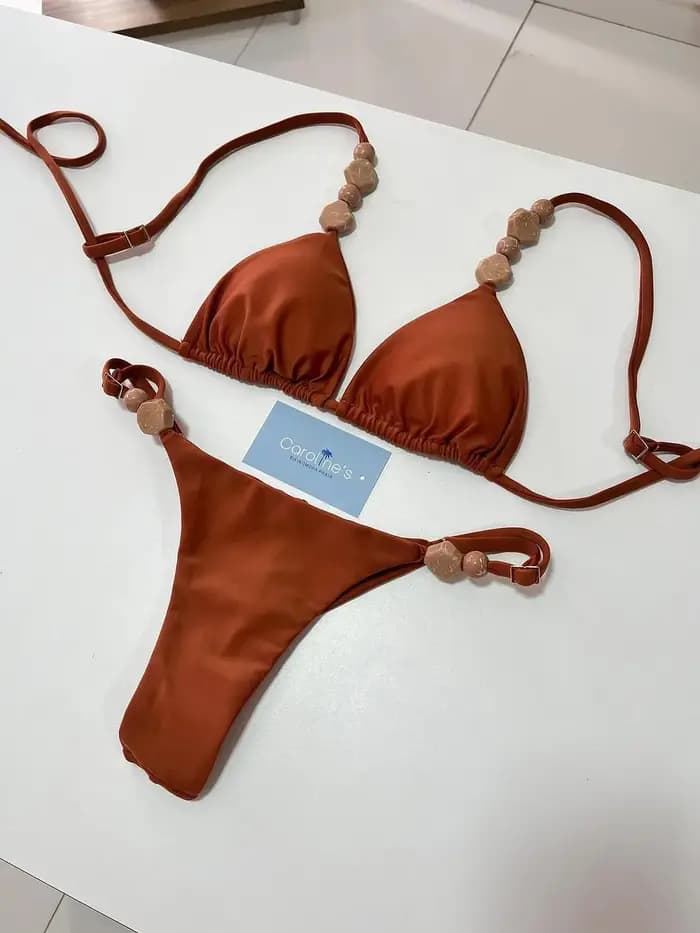 Boho Chic deux pièces ensemble de Bikini avec détails en pierre couleur unie taille haute maillot de bain vacances