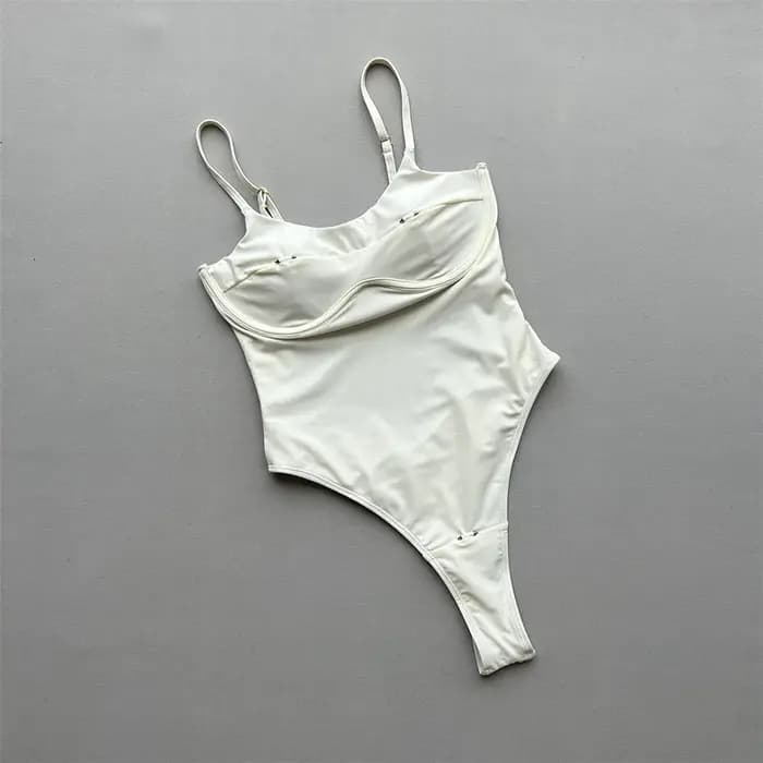 Sexy découpé à armatures femmes maillots de bain une pièce maillot