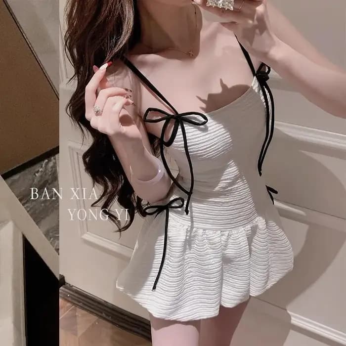 Maillot de bain une pièce élégant de style français pour femme
