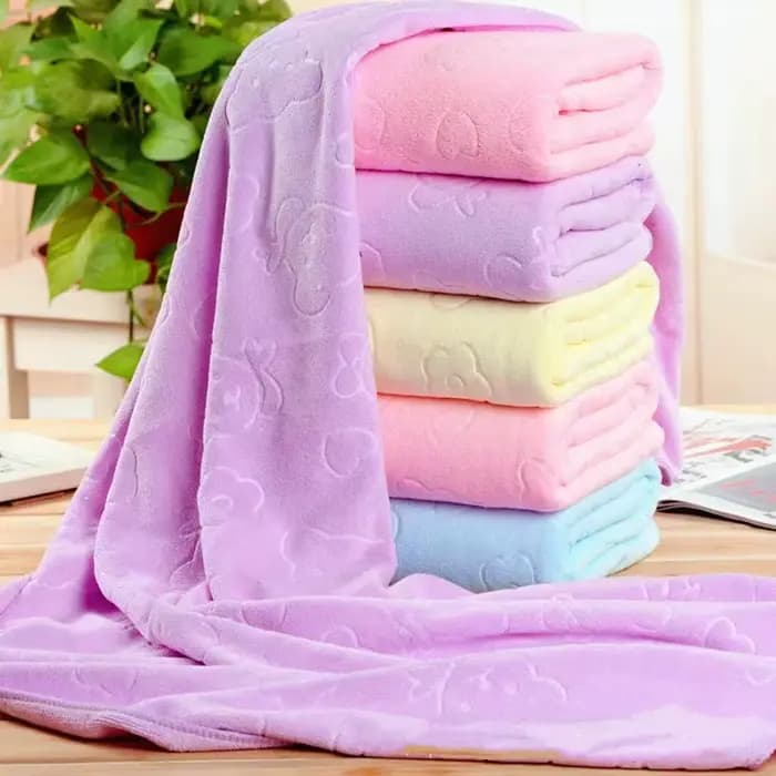 Une paire de serviettes de bain