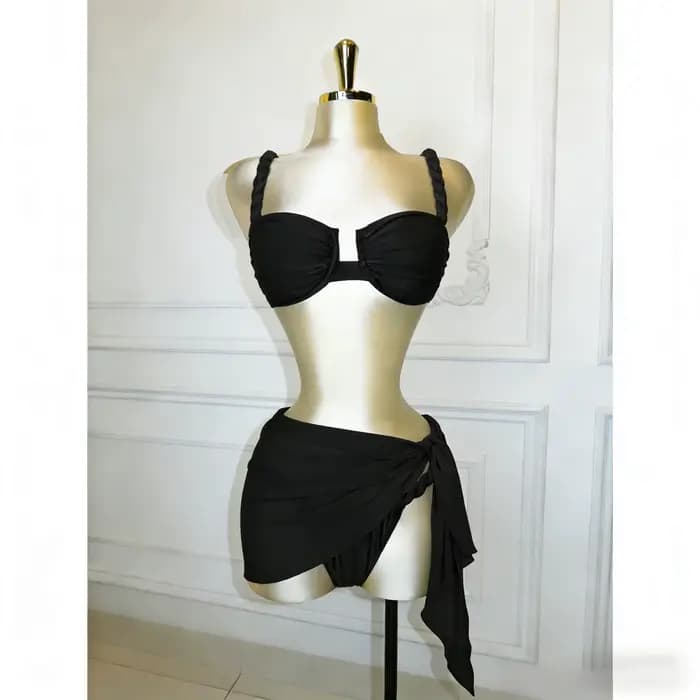 Ensemble de bikini brésilien sexy tressé avec jupe