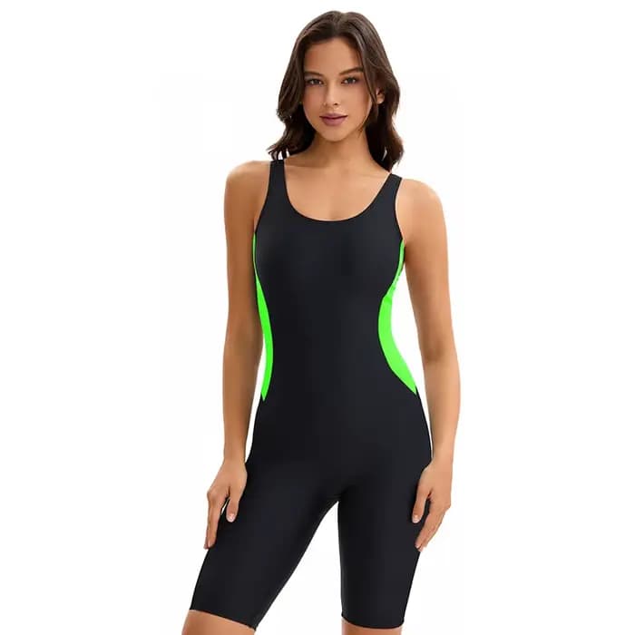 Maillot de bain une pièce modeste pour femme, coupe athlétique dos nageur avec shorty, couvrant entièrement le corps