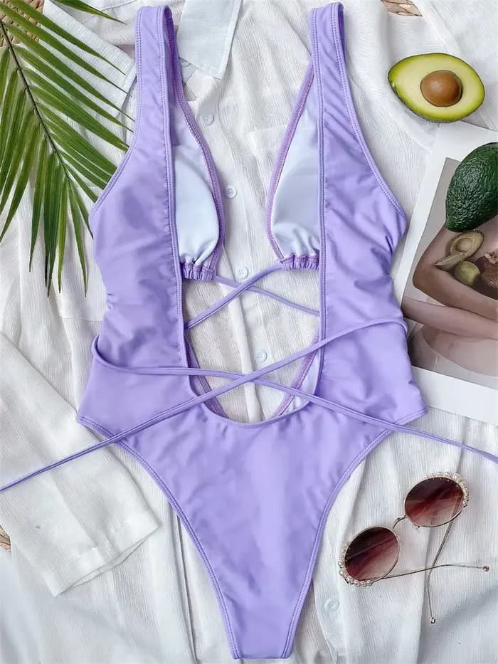Sexy rouge maillot de bain Micro String Bikini évider dos nu Monokini femmes une pièce vacances maillots