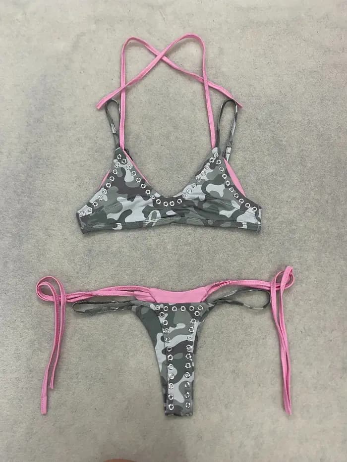 Ensemble bikini rose camouflage pour femme 2026