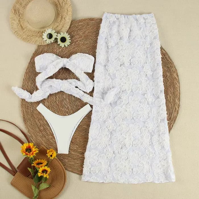 Maillot de bain blanc 3 pièces en dentelle, sexy, ensemble deux pièces, pour femmes, vêtements de plage, avec jupe en dentelle, 2024