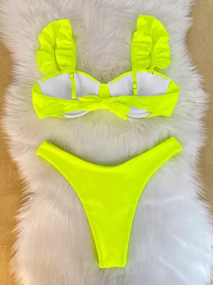 Maillot de bain jaune, bikini