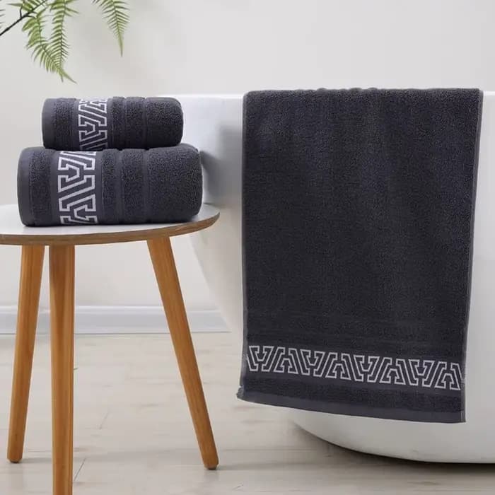 Serviette de bain épaisse en pur coton