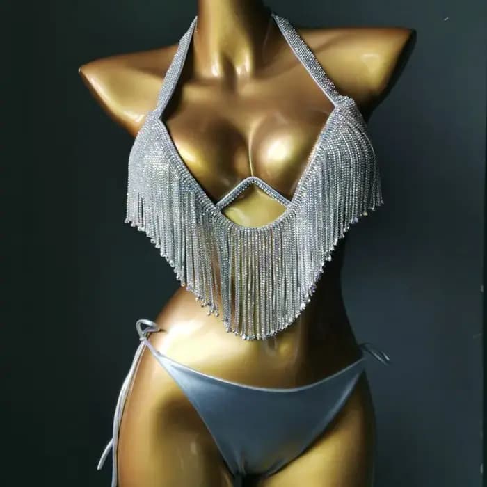 Maillot de bain avec strass et pierres scintillantes