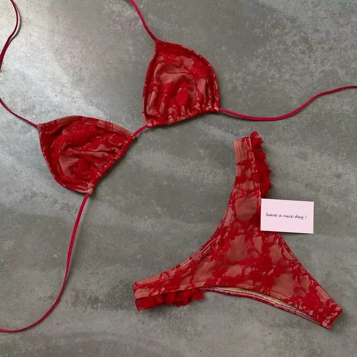 Micro Bikini Sexy maillots de bain pour femmes 2025 maillots de bain dentelle brésilien Bikini ensemble string Biquini maillots de bain solide maillots de bain femme